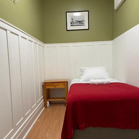 Small Private La Bedroom W Wifi - Private Fridge - Ac Near Usc - Exposition Park - Usc Memorial Coliseum - Banc Of California Bmo Stadium - Downtown Los Angeles Dtla - University Of Southern California Usc!!! Экстерьер фото