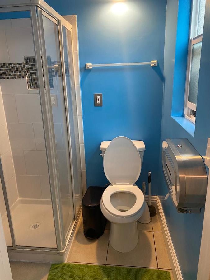 Small Private La Bedroom W Wifi - Private Fridge - Ac Near Usc - Exposition Park - Usc Memorial Coliseum - Banc Of California Bmo Stadium - Downtown Los Angeles Dtla - University Of Southern California Usc!!! Экстерьер фото