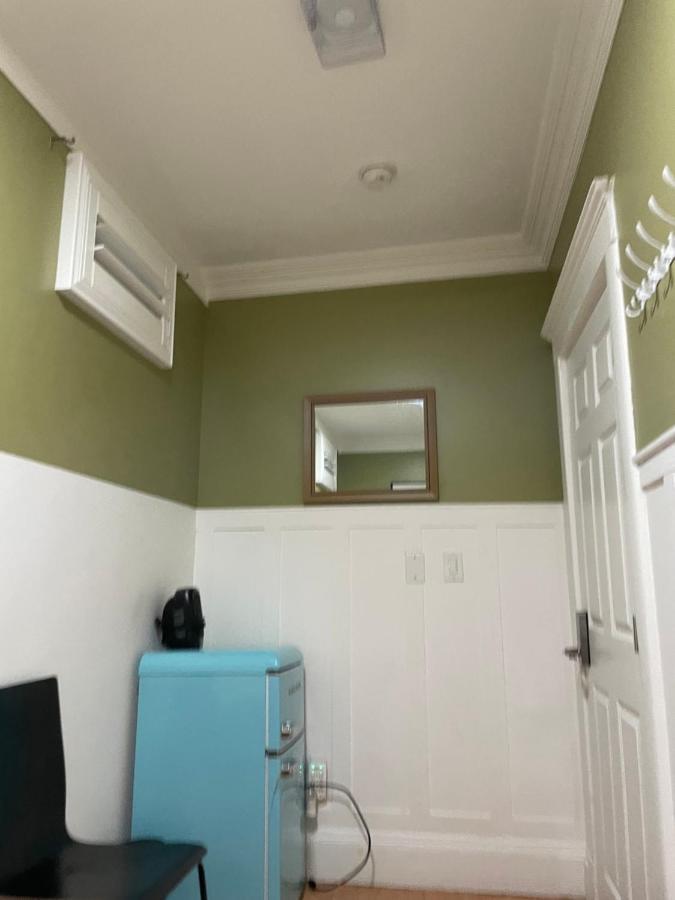 Small Private La Bedroom W Wifi - Private Fridge - Ac Near Usc - Exposition Park - Usc Memorial Coliseum - Banc Of California Bmo Stadium - Downtown Los Angeles Dtla - University Of Southern California Usc!!! Экстерьер фото